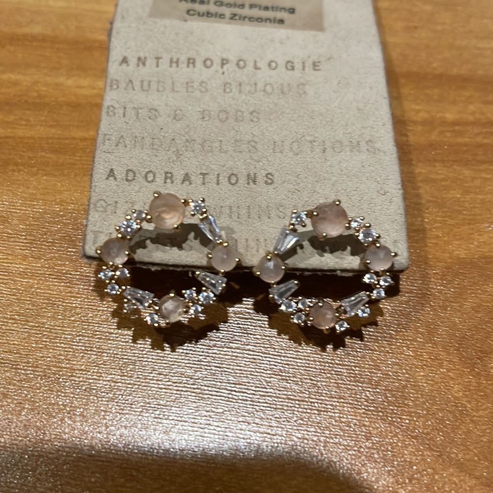 Jacintha post earrings
